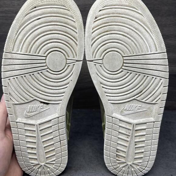 Air Jordan 1 Centre Court Sneakers Mens Size 10 Oil Green DJ2756-300 main image 11
